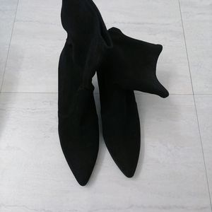 Stuart Weitzmen suede sock boots black